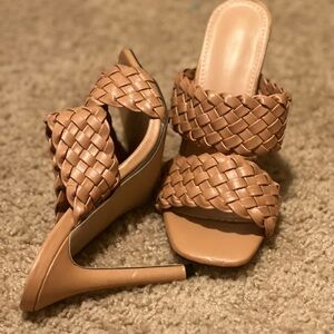 BRAND NEW- Elegant Tan Woven Heeled Sandals